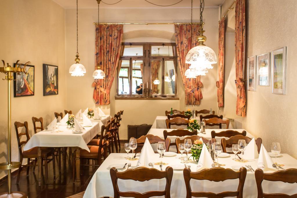 Hotel Leyscher Hof Leutesdorf Экстерьер фото
